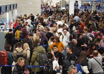 FIR Αθηνών: Δεν έχει τέλος η ταλαιπωρία, τι γίνεται με τις χαμένες βαλίτσες
