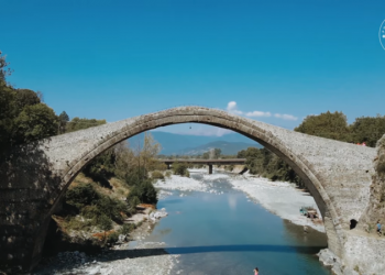 Η Ελλάδα σε Στιγμές: Δύο λεπτά αρκούν για να ξεκινήσει το ταξίδι (BINTEO)