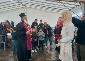 Αναβίωσαν τα έθιμα Καλικατσάρια και τσιγαρίδες στο Παλαιομονάστηρο