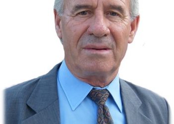 Απεβίωσε ο Απόστολος Καλαμαράς