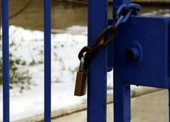 Κλειστά τα σχολεία στον Δήμο Τρικκαίων λόγω χιονόπτωσης