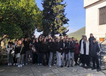 Το 5ο Γυμνάσιο Τρικάλων στο Μουσείο «Θεόφιλος» και στο ΚΕΠΕΑ Μακρινίτσας