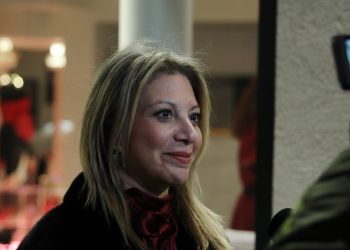 Μαρία Καρυστιανού: Την παραίτησή της ζήτησε το ΔΣ του Συλλόγου των Τεμπών