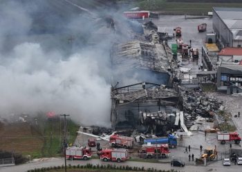 Έτσι έγινε η έκρηξη στη «Βιολάντα» Τρικάλων – Δείτε το βίντεο της Πυροσβεστικής