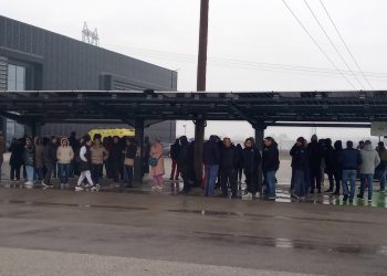 Συγκλονιστικές οι εικόνες από την τραγωδία στην μπισκοτοβιομηχανία ΒΙΟΛΑΝΤΑ