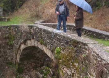 Οι τρεις μοναδικοί κάτοικοι στο Χαλίκι Ασπροποτάμου “αγίασαν” μόνοι τους τα νερά