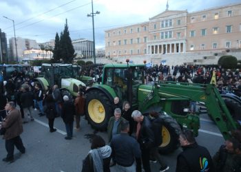 Νέα συγκέντρωση αγροτών στο Σύνταγμα – Αποχωρούν το μεσημέρι τα 44 τρακτέρ