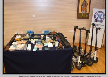 Εξάρθρωση πολυμελούς εγκληματικής οργάνωσης στη Θεσσαλία- Έλαβαν μέρος 50 άνδρες της ΕΛ.ΑΣ. και 3 αστυνομικοί σκύλοι – Η επίσημη ανακοίνωση (ΕΙΚΟΝΕΣ)
