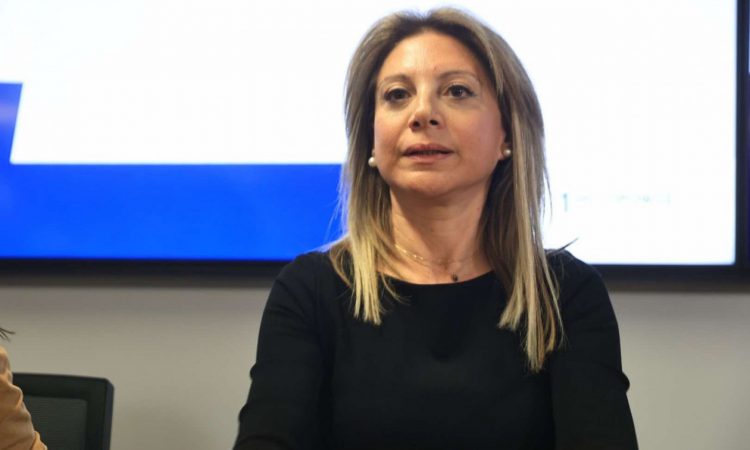 Καρυστιανού για εκταφές: «Κανείς δεν θα ακουμπήσει τον τάφο των παιδιών»