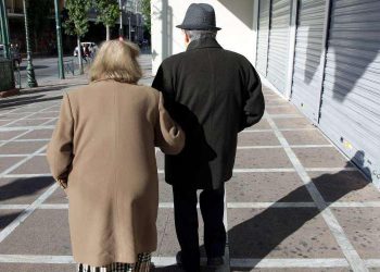 Αναδρομικά έως 12.500 ευρώ σε 60.000 ασφαλισμένους: Οι 5 κατηγορίες συνταξιούχων