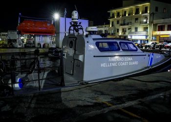 Χίος: Εντολή του εισαγγελέα για τη σύλληψη του Μαροκινού – Τον αναγνώρισαν ως διακινητή