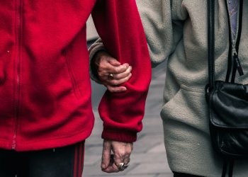 Πάρκινσον: 4 πρόωρα συμπτώματα πριν τη διάγνωση