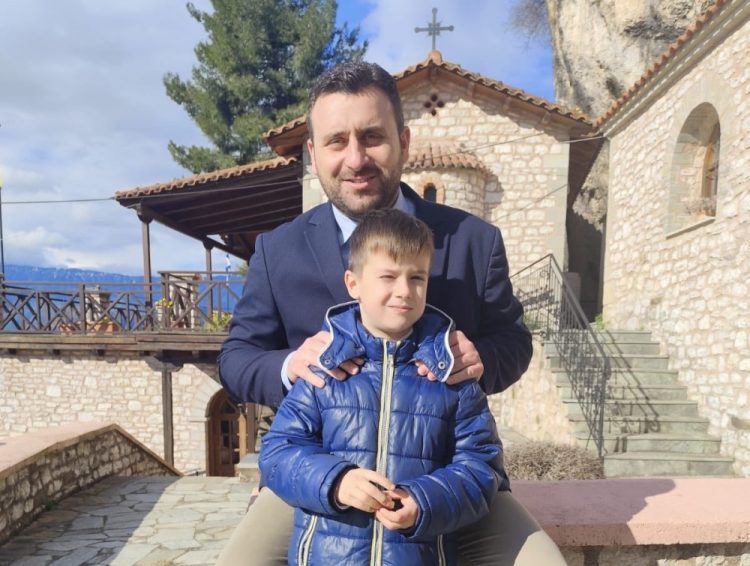 Σκέψεις & ευχές του Δημάρχου Μετεώρων Λευτέρη Αβραμόπουλου για την Μεγάλη Τεσσαρακοστή – Εκκλησιάσθηκε στην Θεόπετρα (ΕΙΚΟΝΕΣ)