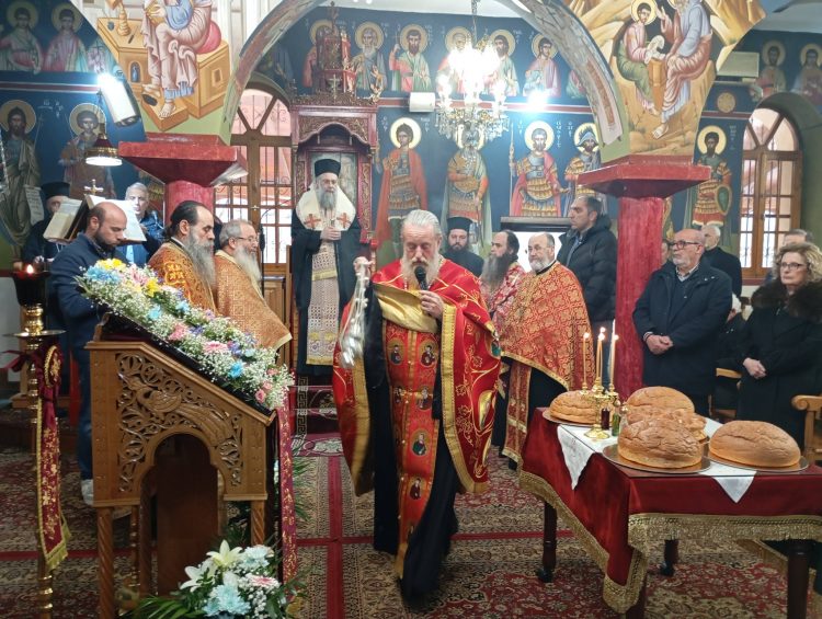 Η Κρήνη εορτάζει μεγαλοπρεπώς τους Πολιούχους της Αγίους Θεοδώρους Τύρωνα και Στρατηλάτη (ΕΙΚΟΝΕΣ)