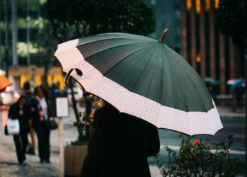Κακοκαιρία: Σε «κόκκινο συναγερμό» για 48 ώρες Αχαΐα και Ηλεία – Συστάσεις της Πολιτικής Προστασίας