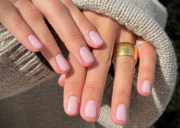 Baby pink manicure: Η απόχρωση στα νύχια που θα δούμε παντού την άνοιξη 2026