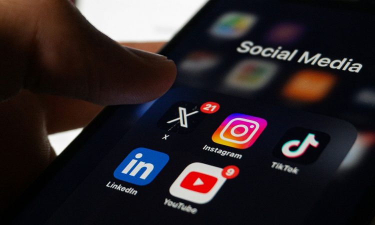 Πότε οι φωτογραφίες και τα μηνύματα στα social media μπορούν να χρησιμοποιηθούν στα δικαστήρια