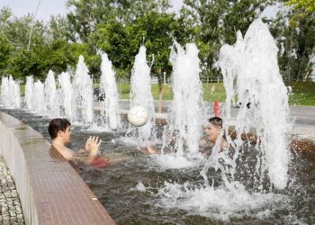 Η κλιματική αλλαγή είναι εδώ: Η Ευρώπη προετοιμάζεται για μέση αύξηση θερμοκρασίας 3 βαθμών