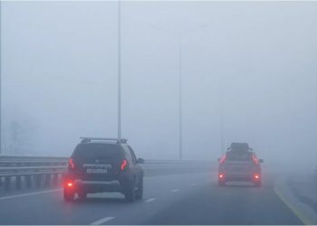 Έχει το αυτοκίνητο μας το κουμπί που διώχνει το νερό της βροχής;