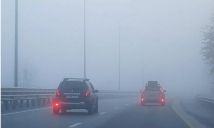 Έχει το αυτοκίνητο μας το κουμπί που διώχνει το νερό της βροχής;