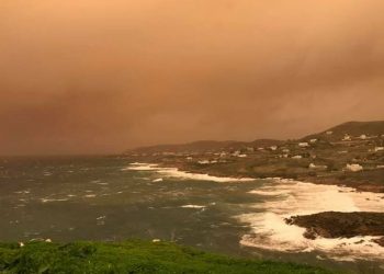 Καιρός: Παρασκευή με σκόνη από την Αφρική και τοπικές καταιγίδες – Η πρόγνωση για το Σαββατοκύριακο