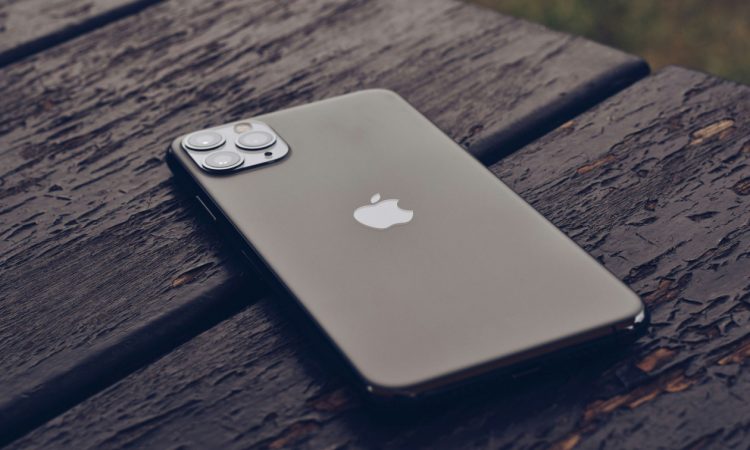 Η Apple επιβεβαίωσε ότι η μεγάλη αναβάθμιση AI της Siri θα βασίζεται στο Gemini της Google