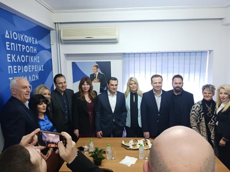 Αντάλλαξαν ευχές κι έθεσαν τους μελλοντικούς στόχους στην πίτα της ΔΕΕΠ ΝΔ Τρικάλων