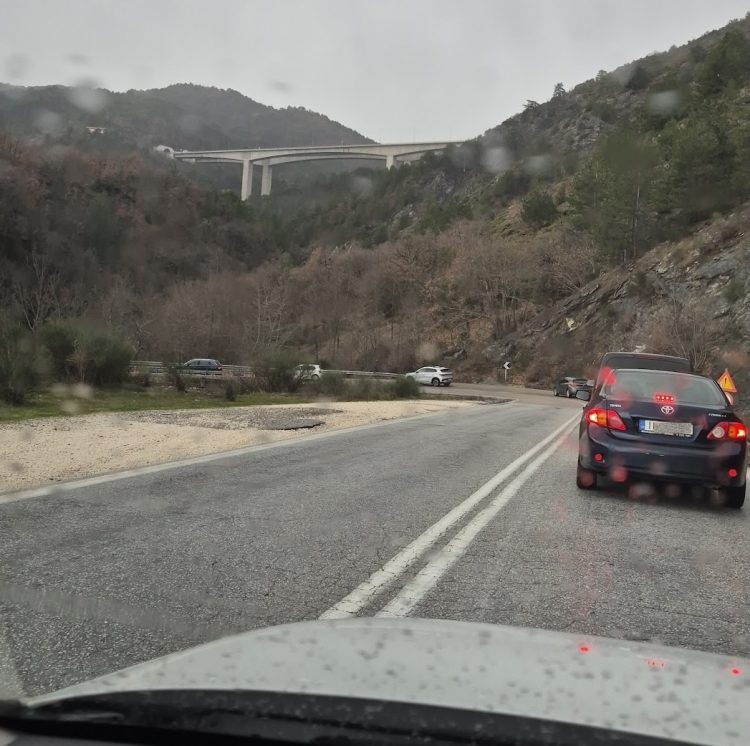 Στον δρόμο Τρίκαλα – Γιάννενα: Υπομονή μέχρι να έρθει ο Ε65