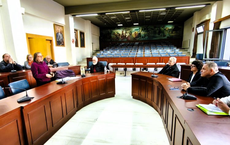 Κοινή θέση Δήμου Τρικκαίων – ΕΛΜΕΤ ενάντια στην κατάργηση Σχολικών Επιτροπών