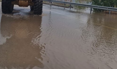 Κλειστός ο δρόμος Φαρκαδόνας – Ζάρκου (ΒΙΝΤΕΟ) 