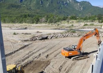 Ξεκίνησε η δεύτερη φάση των έργων στην κοίτη του Πηνειού πλησίον της γέφυρας Διάβας