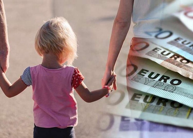 Ανοίγει σήμερα Παρασκευή η πλατφόρμα για το επίδομα τέκνων