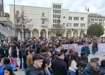 Καρδίτσα: Πολυπληθές συλλαλητήριο για τα Τέμπη (+Φωτο +Βίντεο)