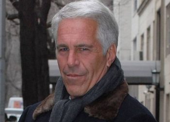 Τζέφρι Έπσταϊν: Μυστηριώδες email τον προειδοποιούσε για την έναρξη του Γ’ Παγκοσμίου Πολέμου