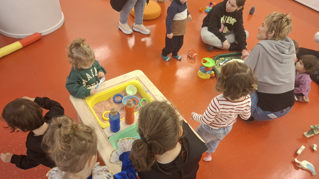 Ένα ταξίδι ανακάλυψης μέσα από το παιχνίδι στη Βιβλιοθήκη Καλαμπάκας
