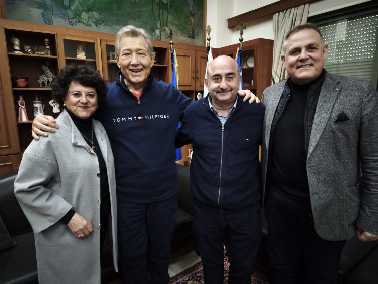 Στο Δημαρχείο Τρικκαίων ο Δημήτρης Καβράκος