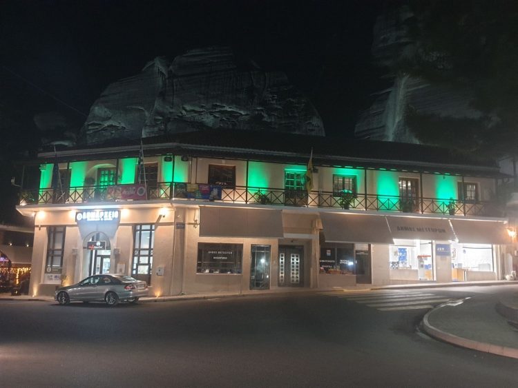 Φωτίστηκε πράσινο το Δημαρχείο Καλαμπάκας για την Παγκόσμια Ημέρα Χολαγγειοκαρκινώματος