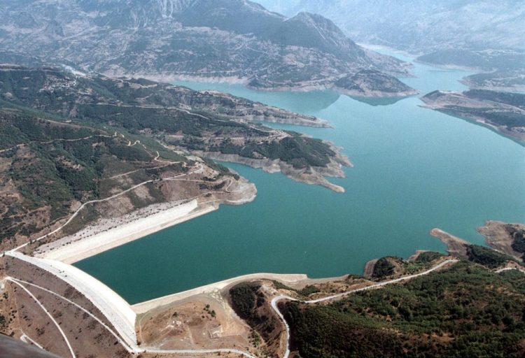 Κρίση σε εξέλιξη η λειψυδρία – Παρά τις βροχές τα αποθέματα νερού συνεχίζουν να μειώνονται