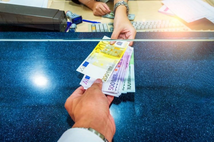 Β’ εξάμηνο 2025: Η εικόνα των τραπεζικών καταθέσεων στο Νομό Τρικάλων και την υπόλοιπη Θεσσαλία (ΠΙΝΑΚΑΣ)