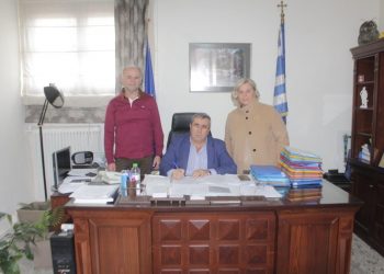 Υπεγράφησαν έργα 250.000 € για δίκτυα και υποδομές στην Πύλη