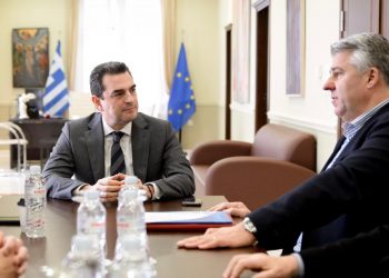 Περιοδεία Σκρέκα στην Αλεξανδρούπολη, με φόντο το Προσυνέδριο της Νέας Δημοκρατίας