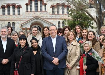Ο Σωκράτης Φάμελλος δεν ξέχασε τις πέντε νεκρές εργάτριες της “Βιολάντα” την Ημέρα της Γυναίκας (ΦΩΤΟ – ΒΙΝΤΕΟ)