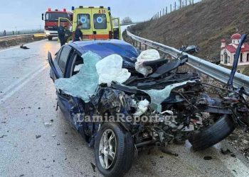 Τραγωδία στην Ξυνιάδα Δομοκού: Νεκρός 21χρονος οδηγός σε μετωπική σύγκρουση με λεωφορείο (ΦΩΤΟ)
