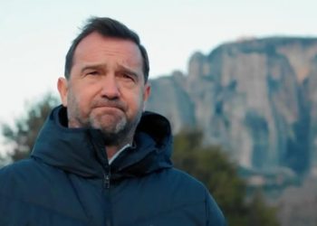 Έξαλλος ο Νίκος Πλακιάς: Όποιος στη δίκη προσπαθήσει να σπιλώσει τη μνήμη των παιδιών μου με ψέματα και παραμύθια, θα ισοπεδωθεί