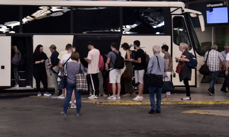 ΚΤΕΛ: Μεγάλη αύξηση στα κόμιστρα – Πώς διαμορφώνονται οι τιμές των εισιτηρίων