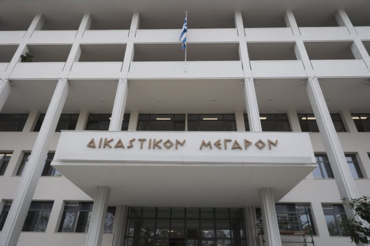 Από το Μικτό Ορκωτό Δικαστήριο Τρικάλων στο Μικτό Ορκωτό Εφετείο Λάρισας η υπόθεση βιασμού καθηγήτριας