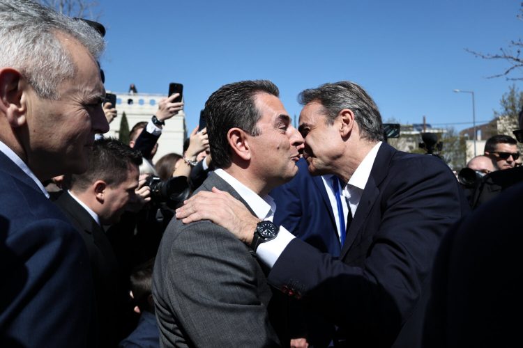 Φωτορεπορτάζ από το Προσυνέδριο της ΝΔ στη Λάρισα – Πολλές οι Τρικαλινές παρουσίες – Δείτε εικόνες