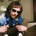 Ο νέος rock star της Αθήνας έρχεται από χωριό της Θεσσαλίας: “Περίμεναν ότι θα έπαιζα κλαρίνα…” (φωτο – βίντεο)