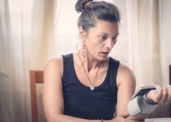 Γιατί ανεβαίνει η πίεση το βράδυ