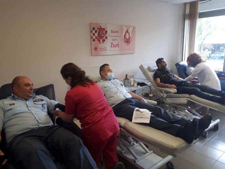 Οι Τρικαλινοί Αστυνομικοί δίνουν το αίμα τους – 9η Εθελοντική Αιμοδοσία από την ΕΑΥΤ